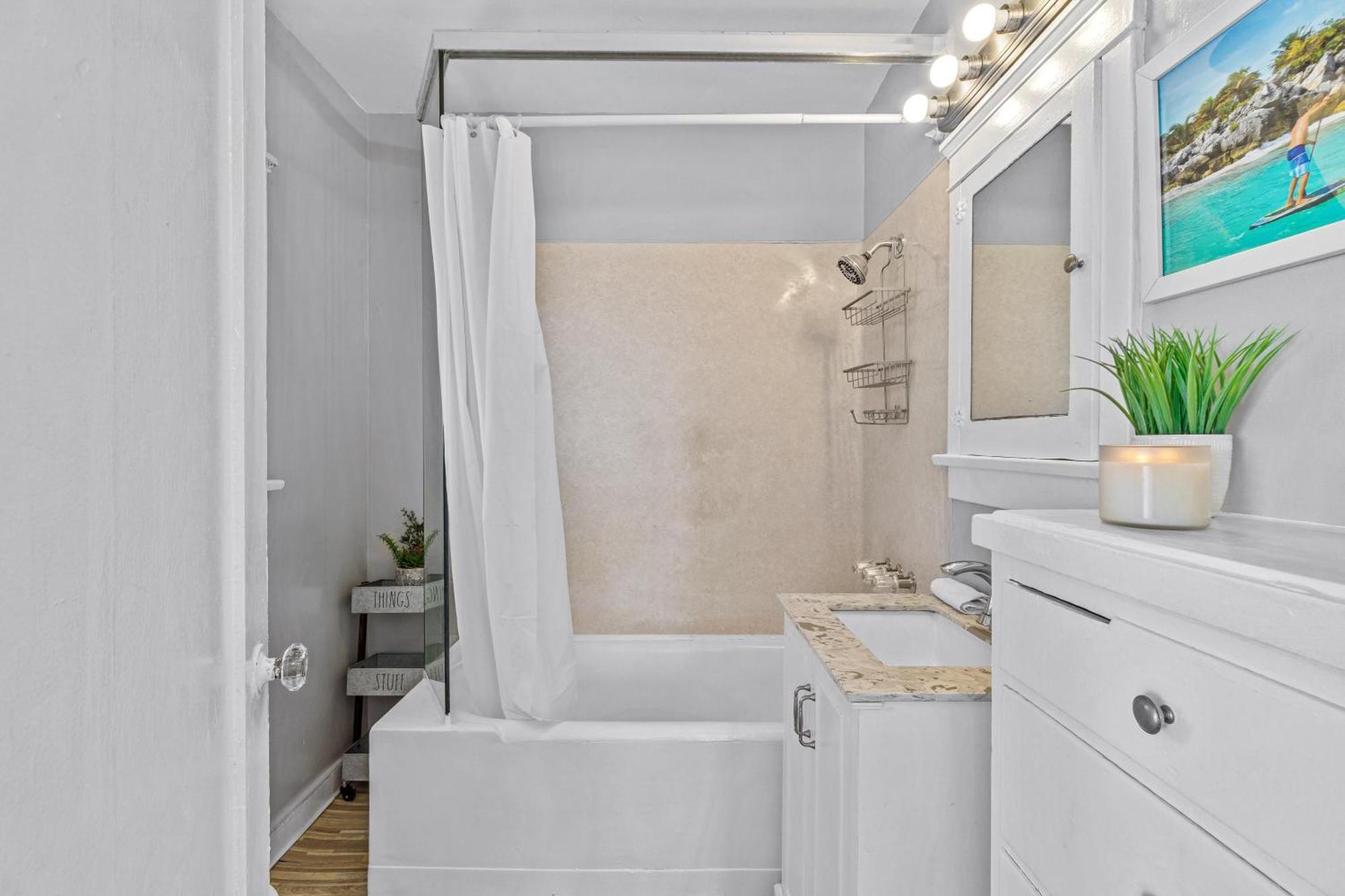 Appartamento Bankers Hill Hideaway With Ac Views And Parking San Diego Esterno foto