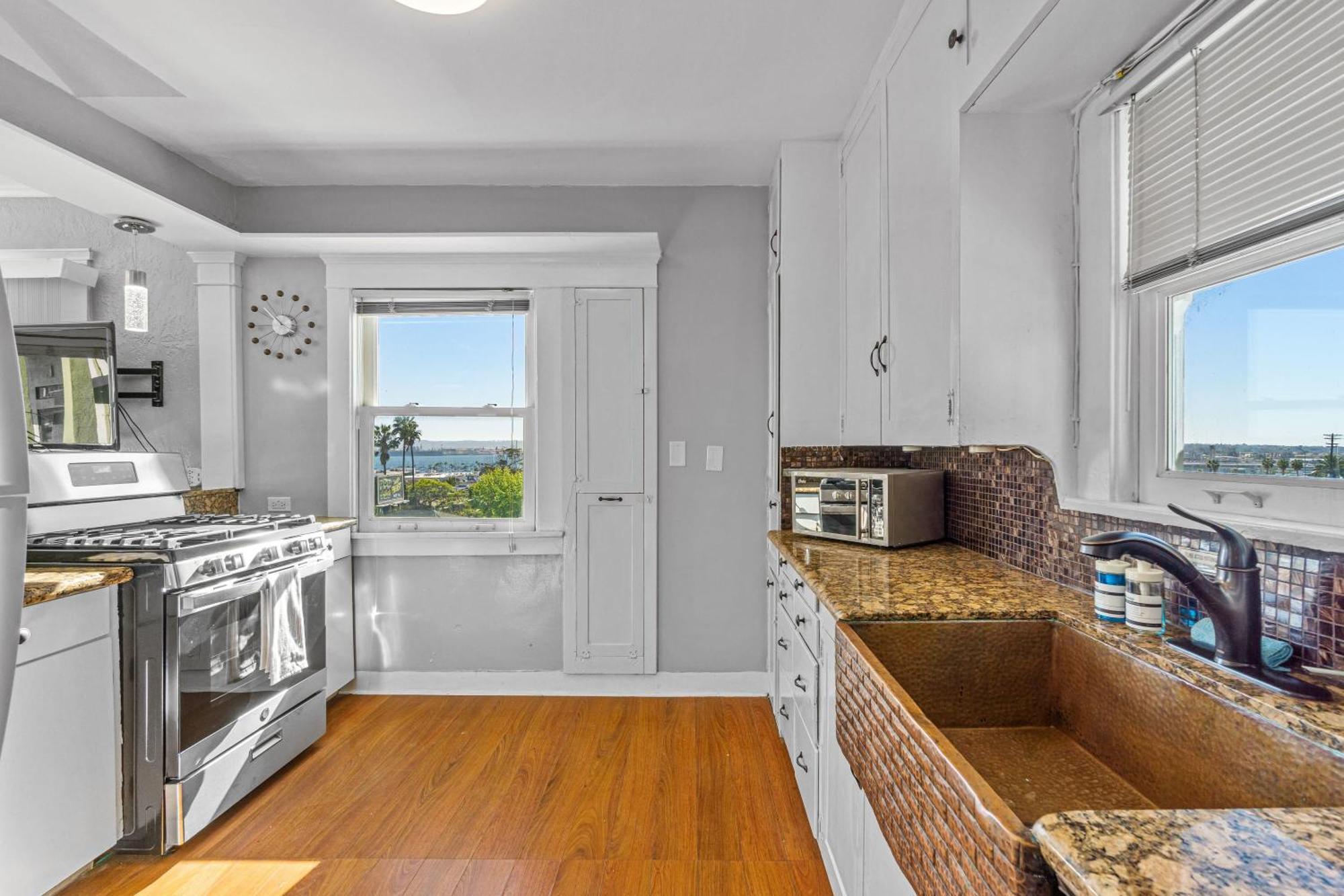 Appartamento Bankers Hill Hideaway With Ac Views And Parking San Diego Esterno foto